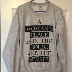 Pro-woman crewneck sweater